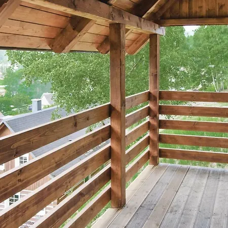 Holiday home Four Bedroom Holiday In Zlata Olesnice Privlaka