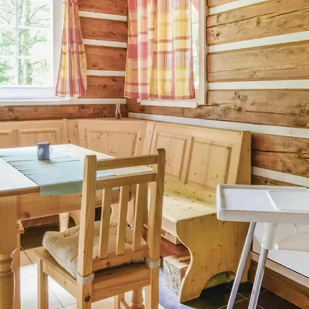 Four Bedroom Holiday In Zlata Olesnice Privlaka